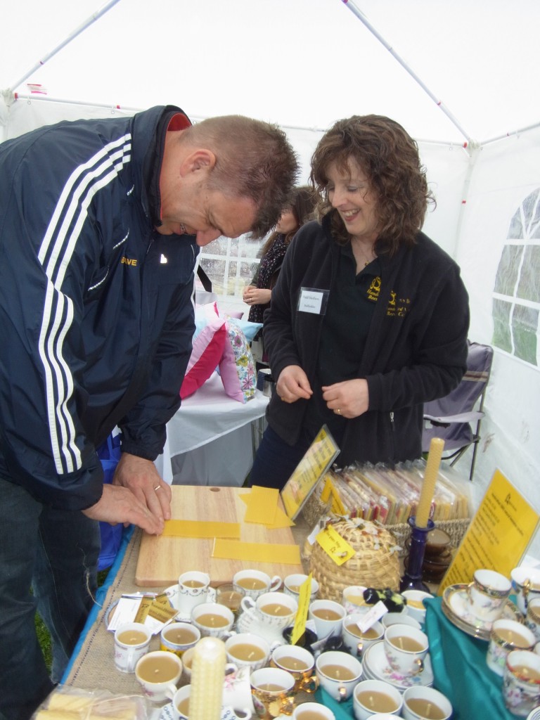 Celebrity Candle Rolling Dragon's Breath Beeswax Candles